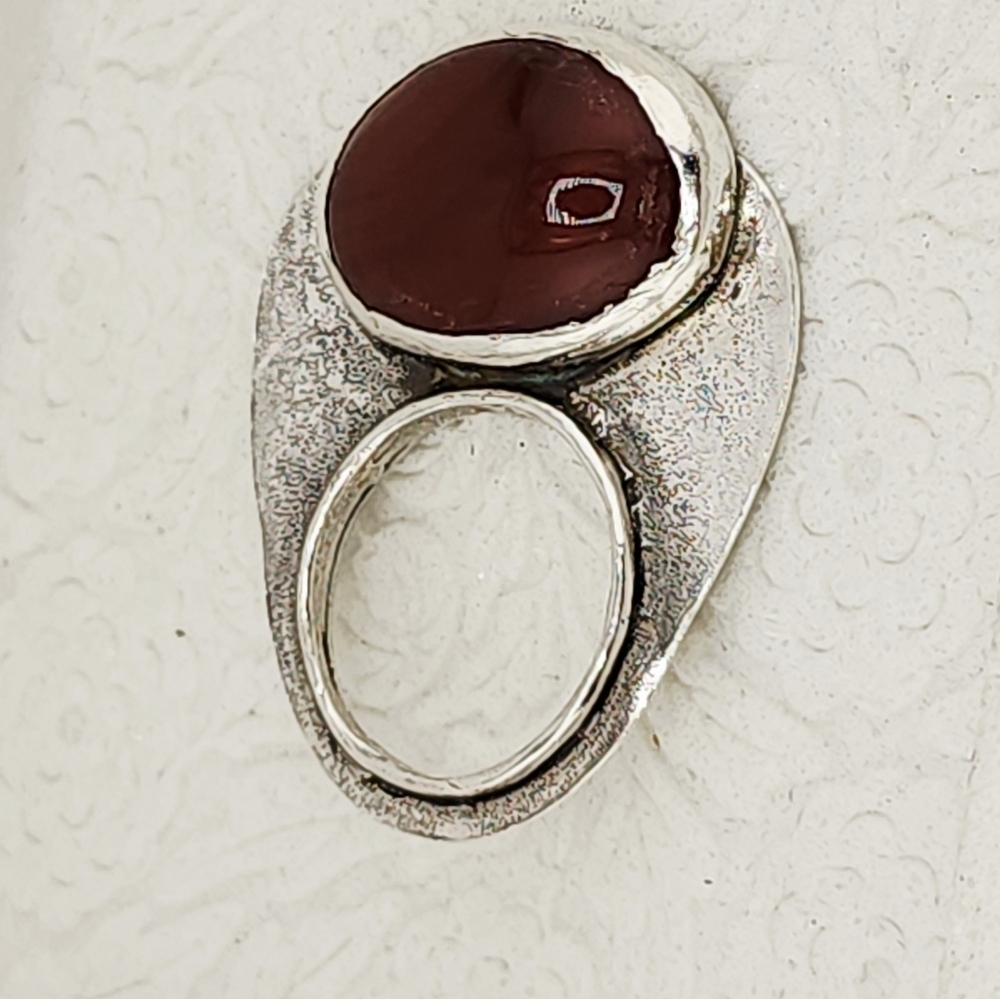 CARNELIAN AVANT GARDE STATEMENT RING IN RECYCLED STERLING SILVER METAL SIZE 9